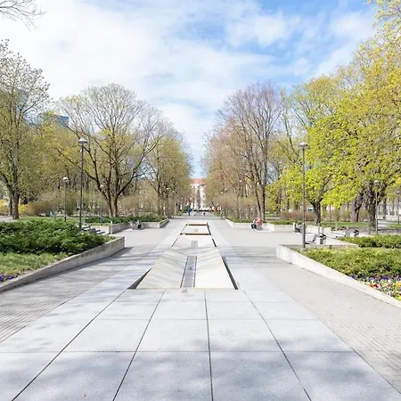 Elegant 5 Bedr With Sauna In The Centre, Near Viru And Old Town, With Private Parking Lägenhet Tallinn