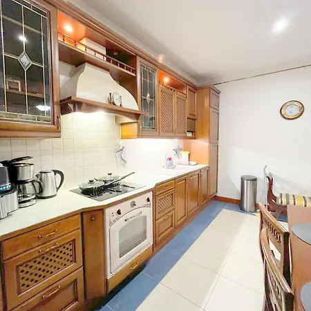 Elegant 5 Bedr With Sauna In The Centre, Near Viru And Old Town, With Private Parking * Tallinn