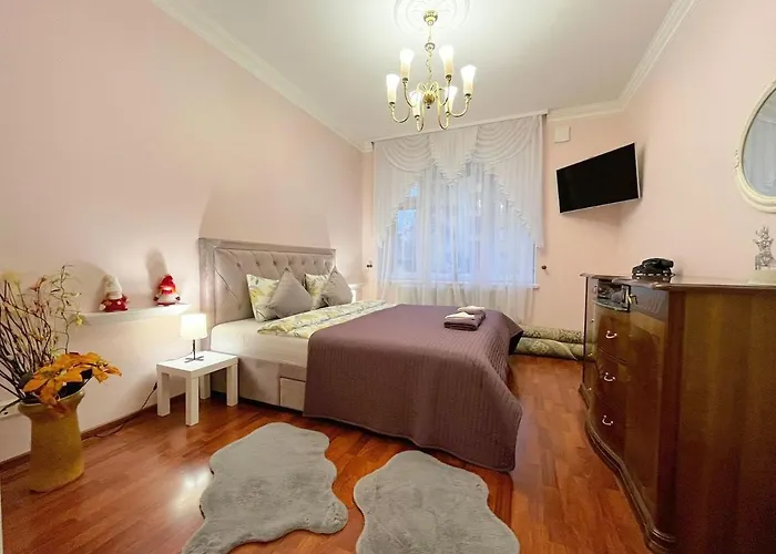شقة Elegant 5 Bedr With Sauna In The Centre, Near Viru And Old Town, With Private Parking تالين