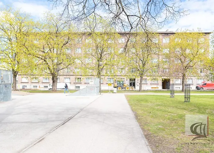 Elegant 5 Bedr With Sauna In The Centre, Near Viru And Old Town, With Private Parking Apartment Tallinn