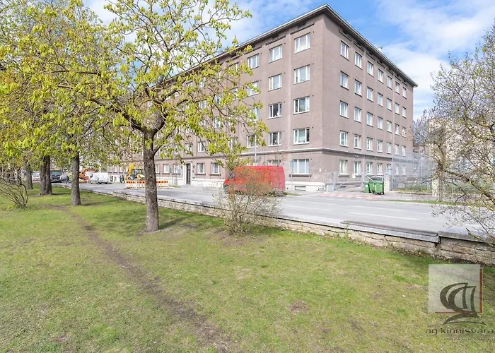 شقة Elegant 5 Bedr With Sauna In The Centre, Near Viru And Old Town, With Private Parking