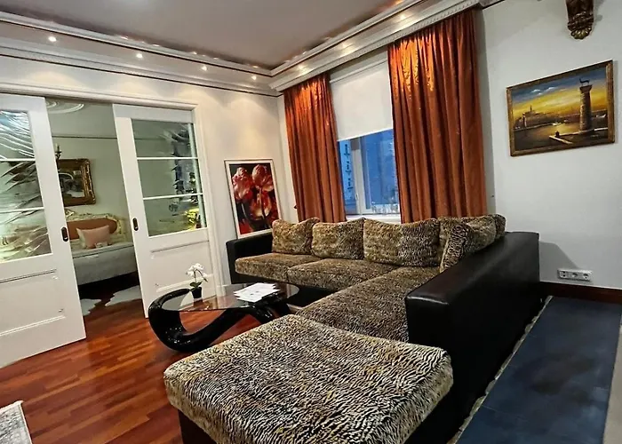 Elegant 5 Bedr With Sauna In The Centre, Near Viru And Old Town, With Private Parking * تالين