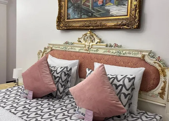 Elegant 5 Bedr With Sauna In The Centre, Near Viru And Old Town, With Private Parking شقة تالين