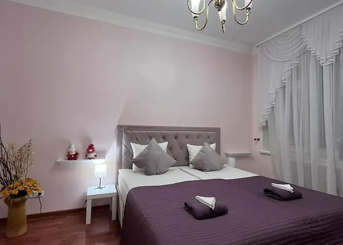 Apartment Elegant 5 Bedr With Sauna In The Centre, Near Viru And Old Town, With Private Parking Tallinn