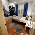 Elegant 5 Bedr With Sauna In The Centre, Near Viru And Old Town, With Private Parking Tallinn