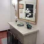 Appartement Elegant 5 Bedr With Sauna In The Centre, Near Viru And Old Town, With Private Parking Tallinn