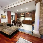Appartement Elegant 5 Bedr With Sauna In The Centre, Near Viru And Old Town, With Private Parking