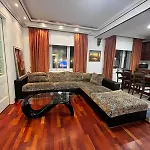 Elegant 5 Bedr With Sauna In The Centre, Near Viru And Old Town, With Private Parking