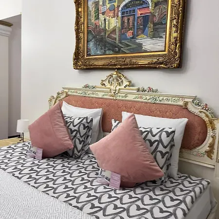 Elegant 5 Bedr With Sauna In The Centre, Near Viru And Old Town, With Private Parking Appartement Tallinn